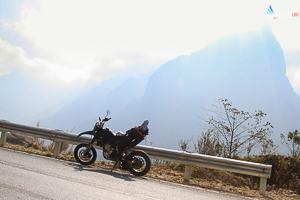 Motorcycle tours to Bac Ha with Motorcyclist